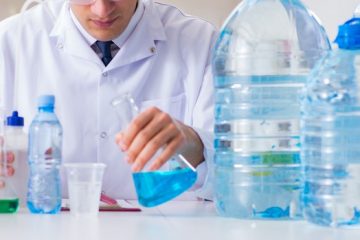 Microplastiques dans l’eau potable : une contamination inquiétante révélée par une étude