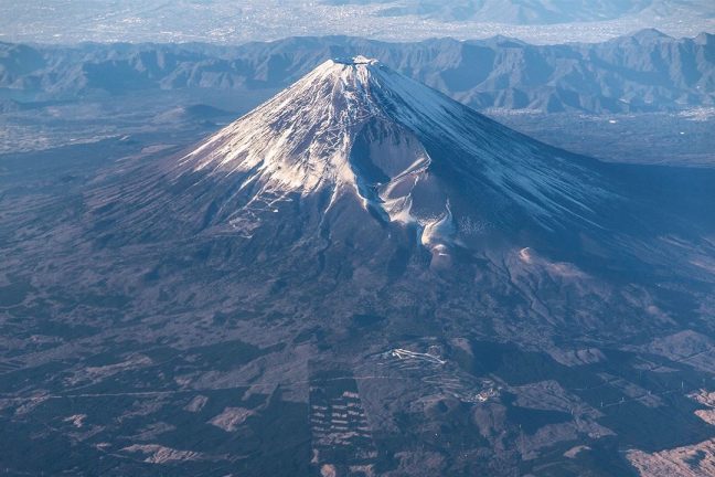 L’enneigement du mont Fuji au Japon est le plus tardif en 130 ans