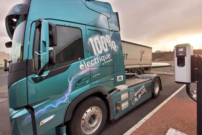 Les pays de l’UE approuvent une loi visant à réduire les émissions de CO2 des camions