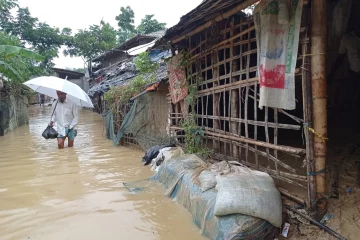 Des millions de personnes au Bangladesh et en Inde attendent les secours après des inondations meurtrières